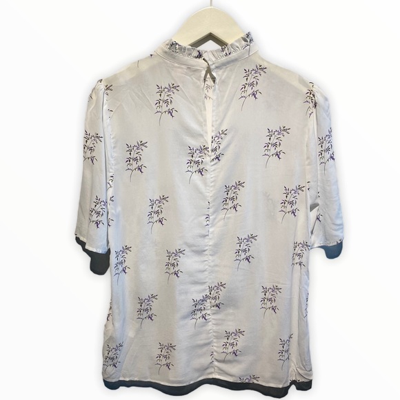 Floral blouse in white size 8 - Picture 4 of 8